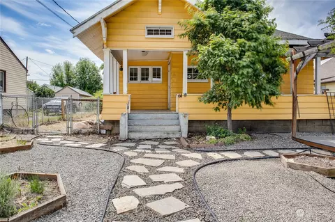 Exterior - 648 Juniper St, Walla Walla, WA 99362 photo 3 of 3