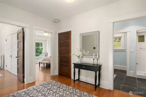 939 16th Ave E, Seattle, WA 98112 photo 21