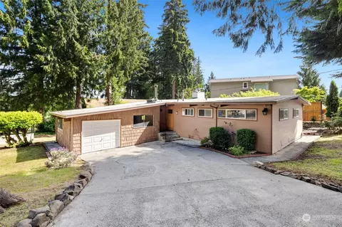 16912 SE 39th St, Bellevue, WA 98008