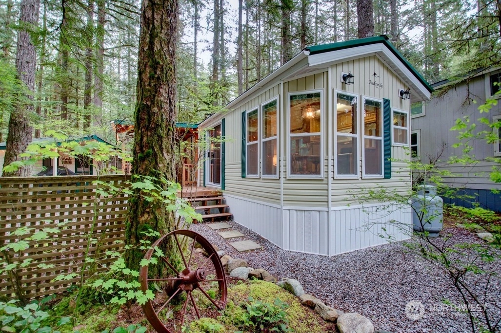 300 6 Schinn Cyn Cir  