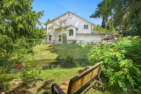 16223 48th Ave W #D1, Edmonds, WA 98026
