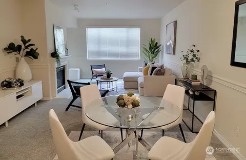 440 Maple Ave SW #A203, Renton, WA 98057