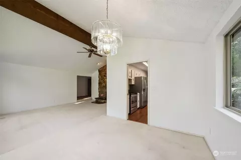 Living - 39206 258th Ave SE, Enumclaw, WA 98022 photo 1 of 5
