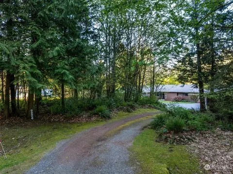 Exterior - 39206 258th Ave SE, Enumclaw, WA 98022 photo 2 of 11