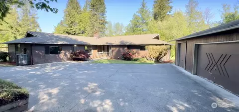 39206 258th Ave SE, Enumclaw, WA 98022