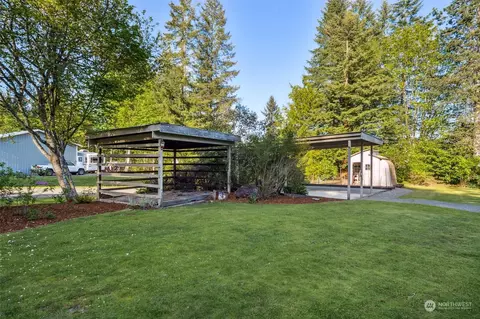 Exterior - 39206 258th Ave SE, Enumclaw, WA 98022 photo 6 of 11