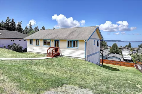141 Melissa St, Camano Island, WA 98282