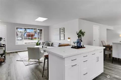 Kitchen - 17 113th Pl SE, Everett, WA 98208 photo 1 of 4