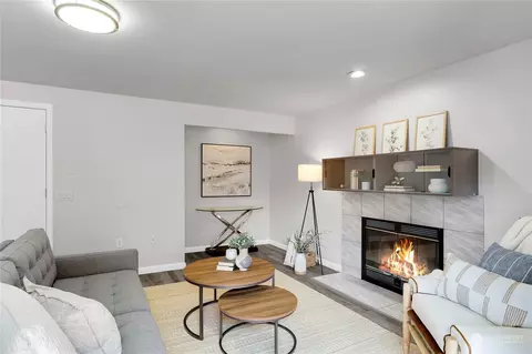 Living - 17 113th Pl SE, Everett, WA 98208 photo 5 of 5