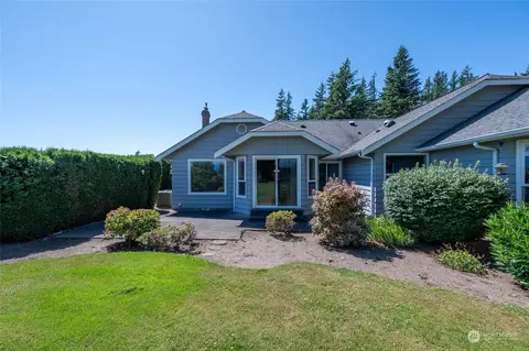 6812 Golf View Dr UNIT B, Lynden, WA 98264