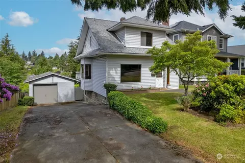 4411 45th Ave SW, Seattle, WA 98116