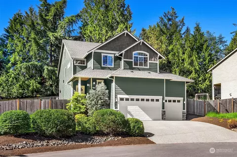 2302 Bjorgen Creek Ct, Poulsbo, WA 98370