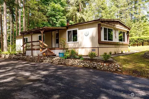 4633 Park Acres Dr, Oak Harbor, WA 98277