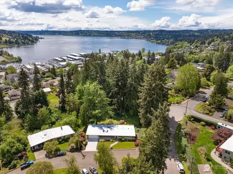6409 NE 183rd St, Kenmore, WA 98028