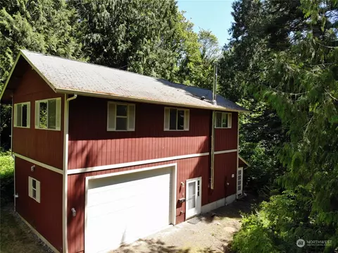 250 N Olympic Trails Dr, Lilliwaup, WA 98555