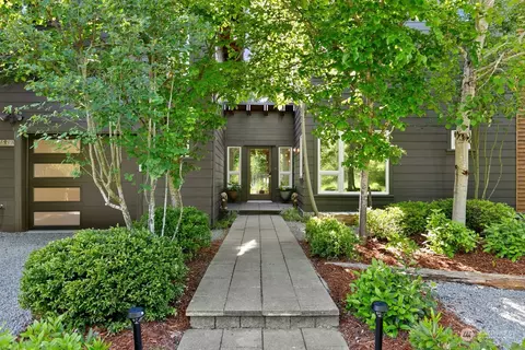4539 21st Ave SW, Seattle, WA 98106