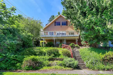 9919 Arrowsmith Ave S, Seattle, WA 98118