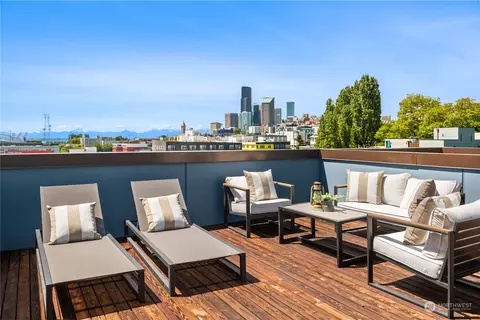 707 18th Ave S #A, Seattle, WA 98144