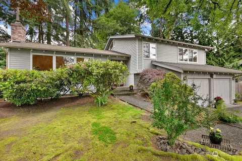 9218 NE 142nd Ct, Kirkland, WA 98034