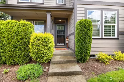 2423 43rd Ave SE, Puyallup, WA 98374