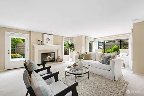 201 3rd Ave N #105, Edmonds, WA 98020