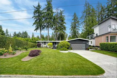 2414 158th Ave SE, Bellevue, WA 98008
