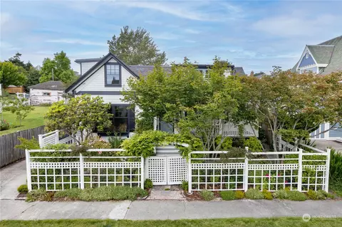 1228 Jefferson St, Port Townsend, WA 98368