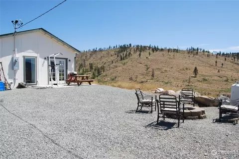 589 Indian Dan Canyon Rd, Brewster, WA 98812