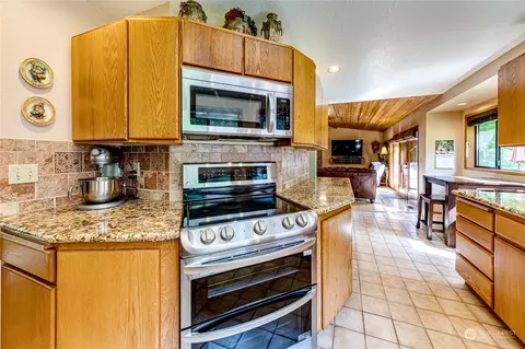 251 Grandview Dr, Sequim, WA 98382 photo 11