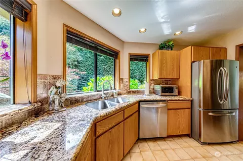251 Grandview Dr, Sequim, WA 98382 photo 9