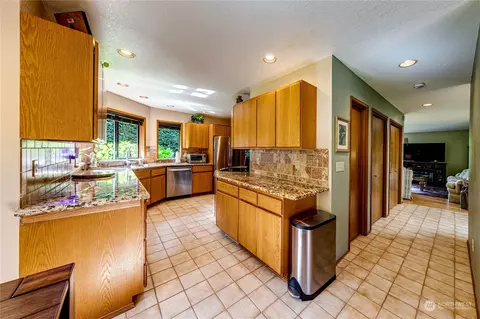 251 Grandview Dr, Sequim, WA 98382 photo 8