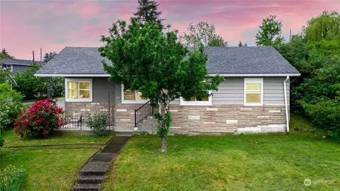 2918 S Austin St, Seattle, WA 98108