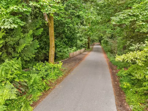 0 NE Ocean Dr, Bainbridge Island, WA 98110