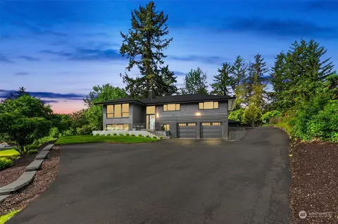 13212 SE 230th St, Kent, WA 98042