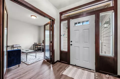 Entry Way - 7521 Broadway, Everett, WA 98203 photo 1 of 4