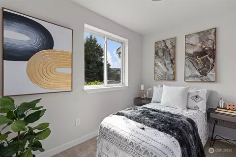 Bedroom - 13402 Seattle Hill Rd, Mill Creek, WA 98012 photo 5 of 6