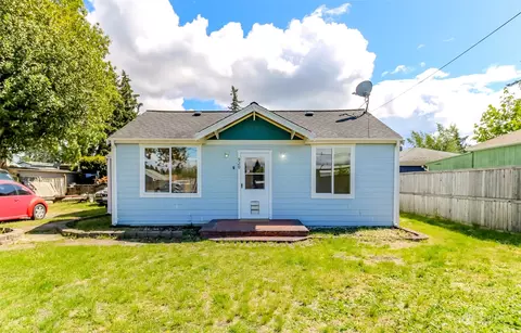 920 112th St S, Tacoma, WA 98444