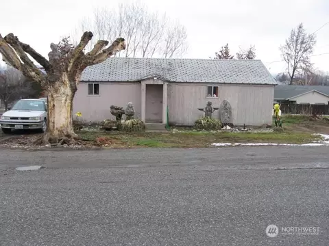 1415 Pershing St, Wenatchee, WA 98801