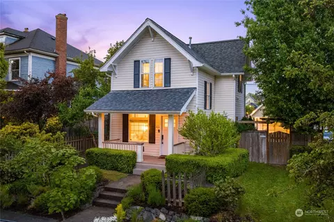 817 N Anderson St, Tacoma, WA 98406