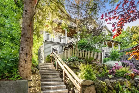 1817 24th Ave #A, Seattle, WA 98122