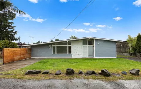 12021 64th Ave S, Seattle, WA 98178