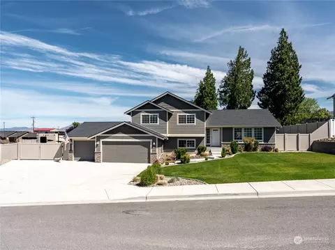 644 S Newton Ave, East Wenatchee, WA 98802