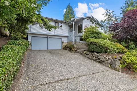 12301 SE 47th St, Bellevue, WA 98006