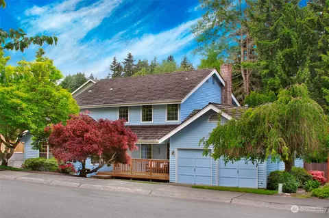 16105 70th Ave NE, Kenmore, WA 98028