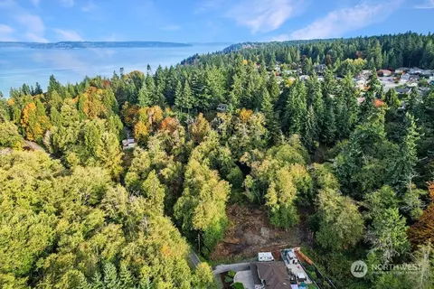 7217 Meadowdale Beach Rd, Edmonds, WA 98026