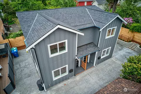 12006 B Dayton Ave N, Seattle, WA 98133