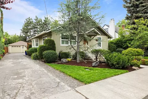 184 E Maple St, Walla Walla, WA 99362 photo 3