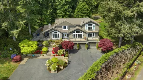 915 121 St NW, Gig Harbor, WA 98332