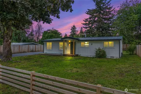 11820 SE 275th St, Kent, WA 98030