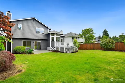 Exterior - 824 234th St SE, Bothell, WA 98021 photo 8 of 9